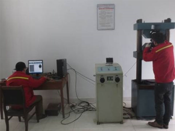 微機屏顯式      試驗機